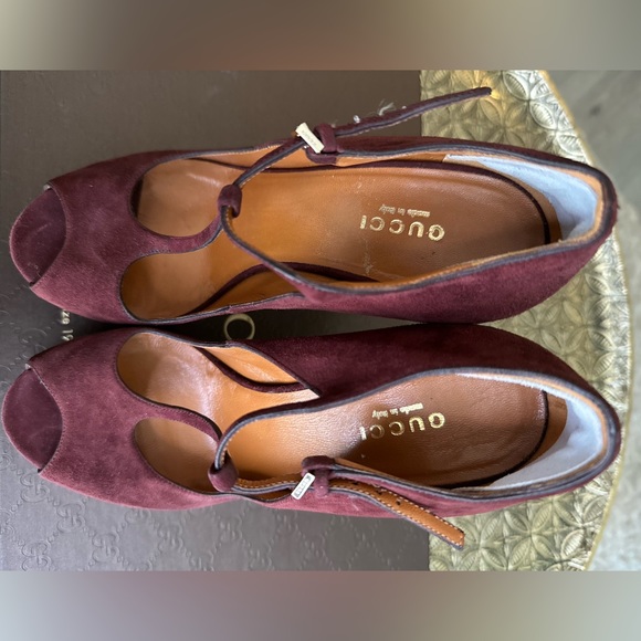 Gucci Suede Wine colour, peep toe Mary Jane high heel platforms. Size 5.5 - Picture 4 of 6
